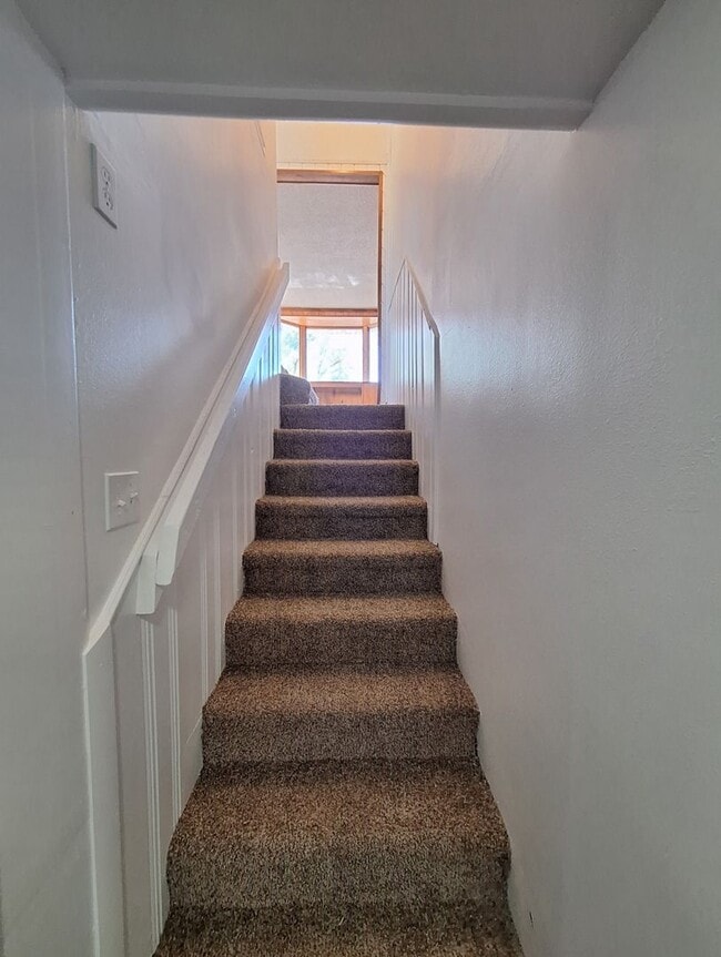 Building Photo - Spacious 5-Bedroom Home in Quiet Delta Nei...