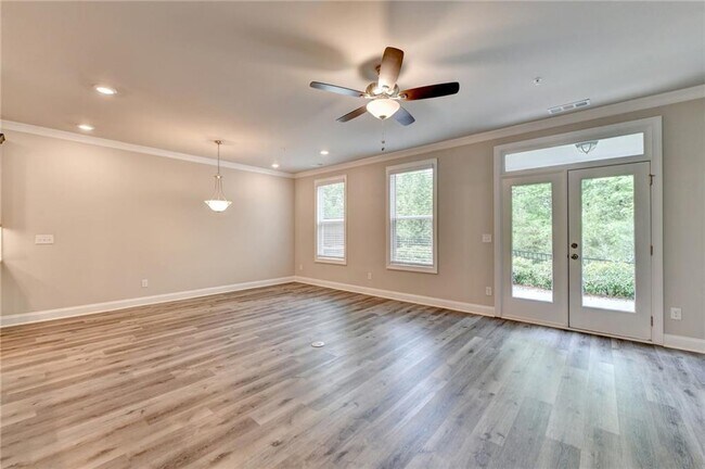 Building Photo - 336 Atley Pl