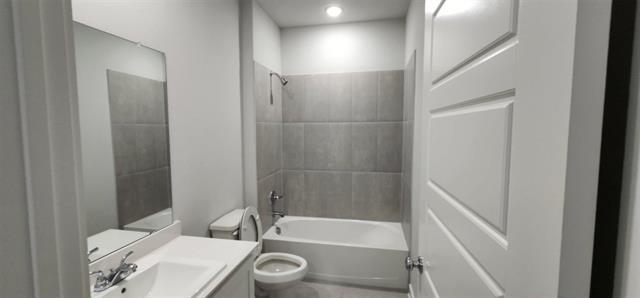 Building Photo - 519 River Rdg Dr