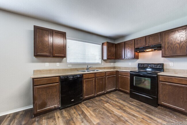 Building Photo - 308 Lonestar Gait