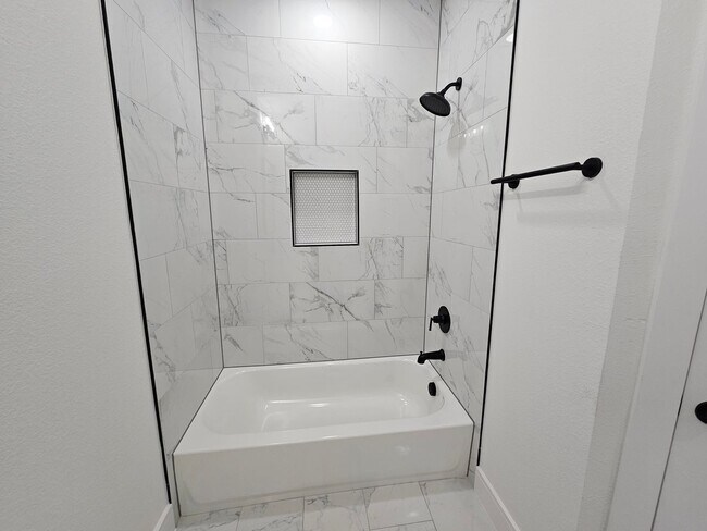 Building Photo - Available now ready for immediate move in ...