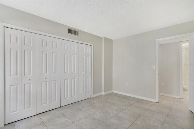Building Photo - 3244 S Semoran Blvd