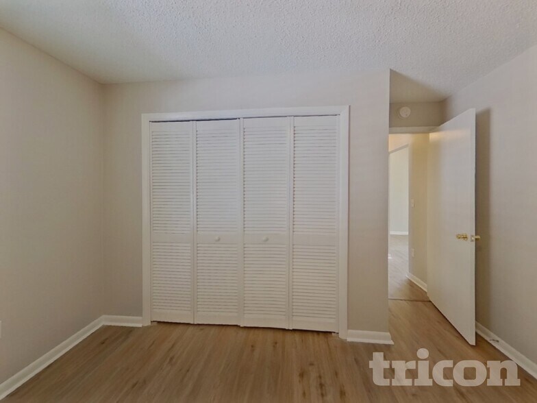 Building Photo - 1559 McAuliffe Ln