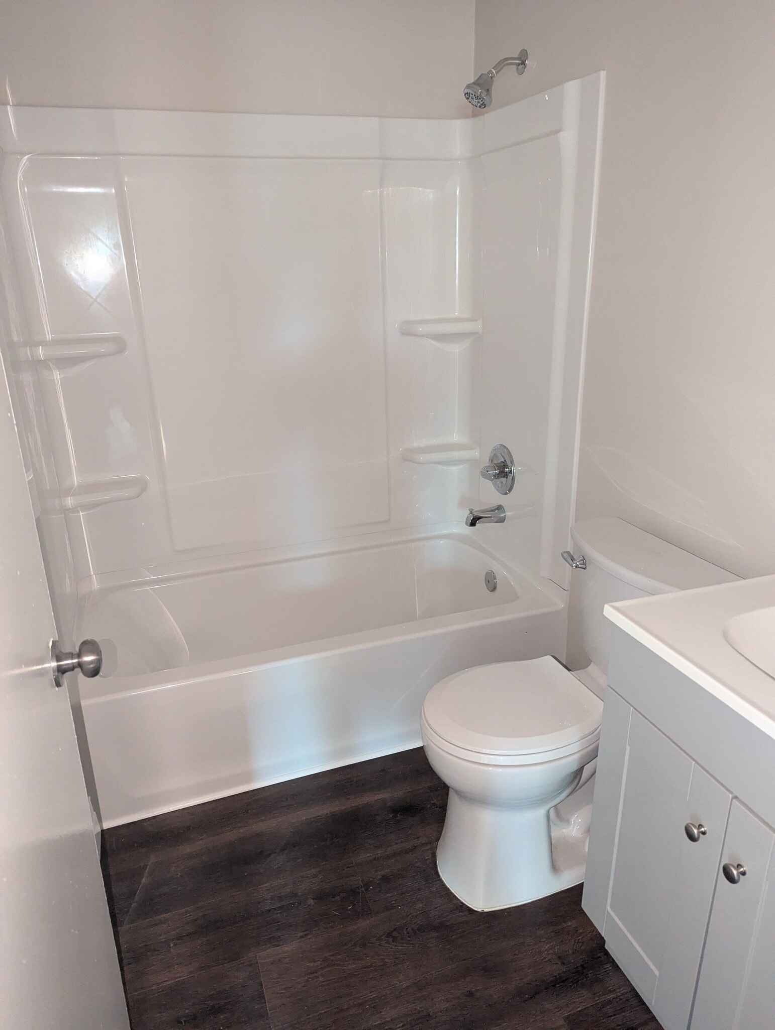 Bathroom - 751 S Broad St