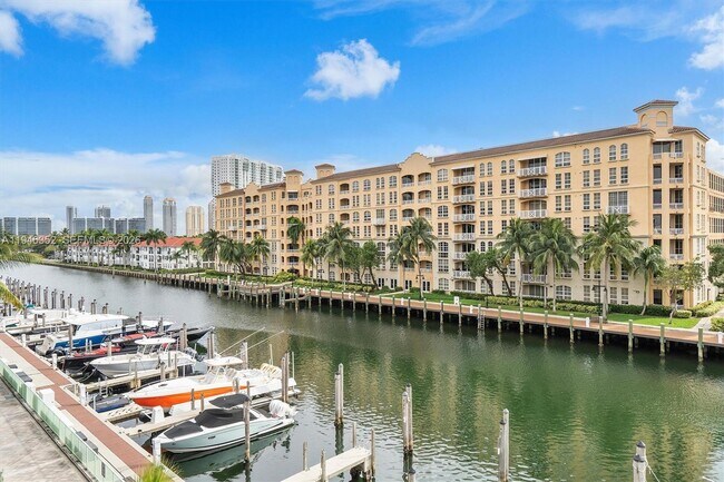 Building Photo - 2950 NE 188th St