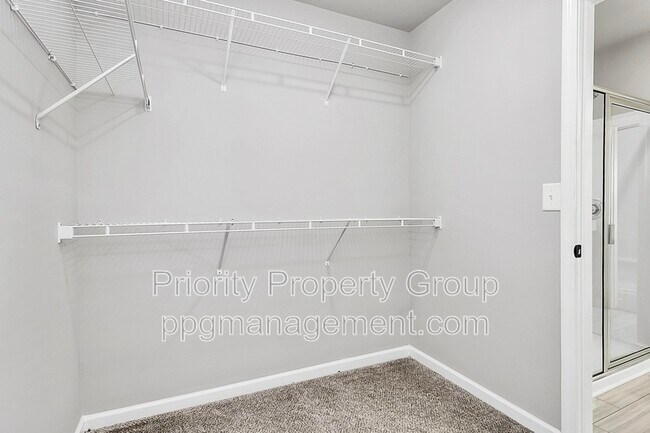 Building Photo - 9054 Stoney Waters Ct