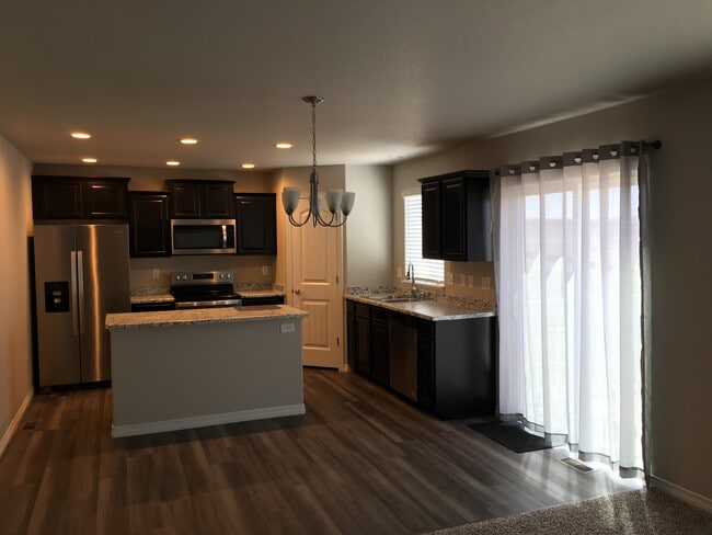 Building Photo - 11125 Rockcastle Dr