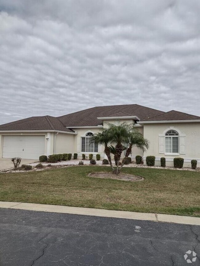 Building Photo - OCALA PALMS POOL HOME