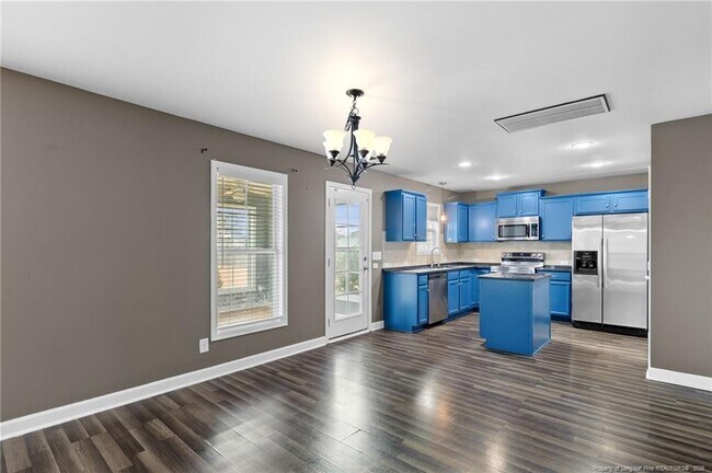 Building Photo - 269 Declaration Dr