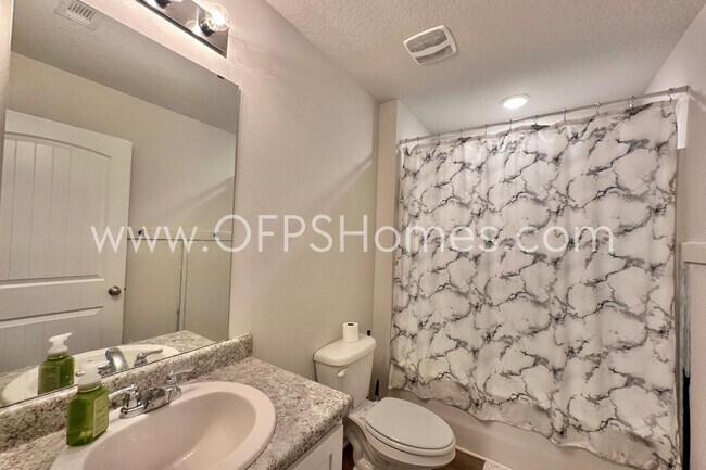 Building Photo - 3582 Sugar Maple Ln