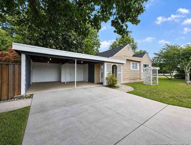 Building Photo - 2534 McNeill Cir