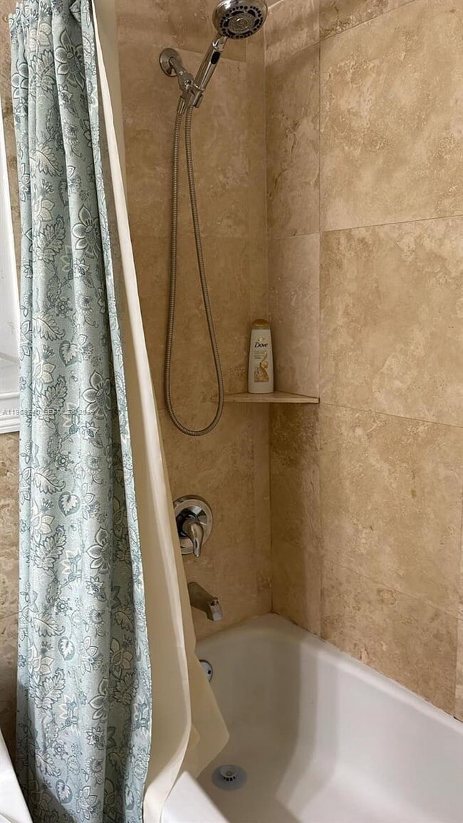 Building Photo - 3180 S Ocean Dr