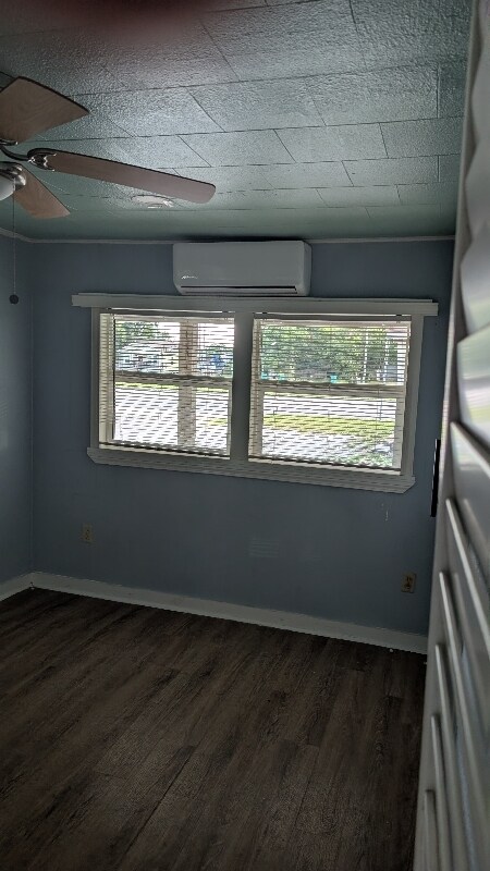 Building Photo - 1020 State Hwy 3