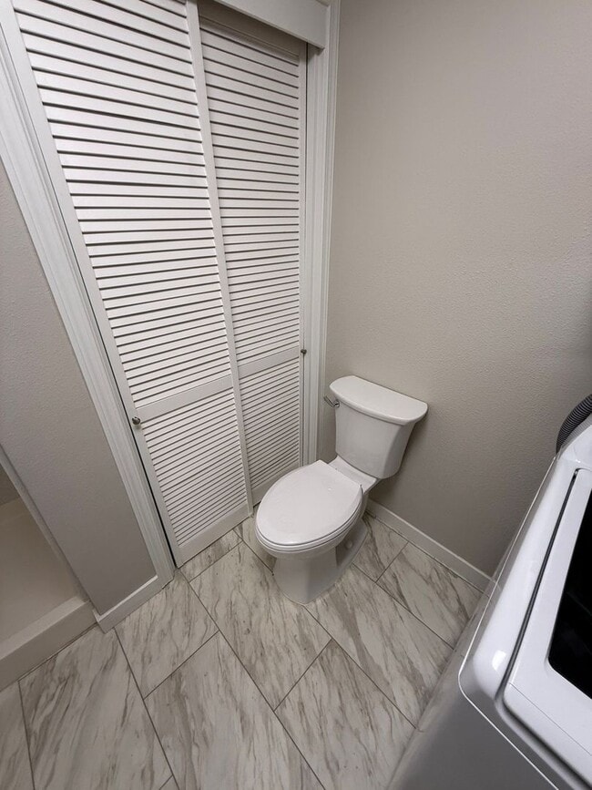 Building Photo - 1332 SW 8th Ave