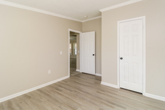 Building Photo - 8100 Tam O'Shanter Dr