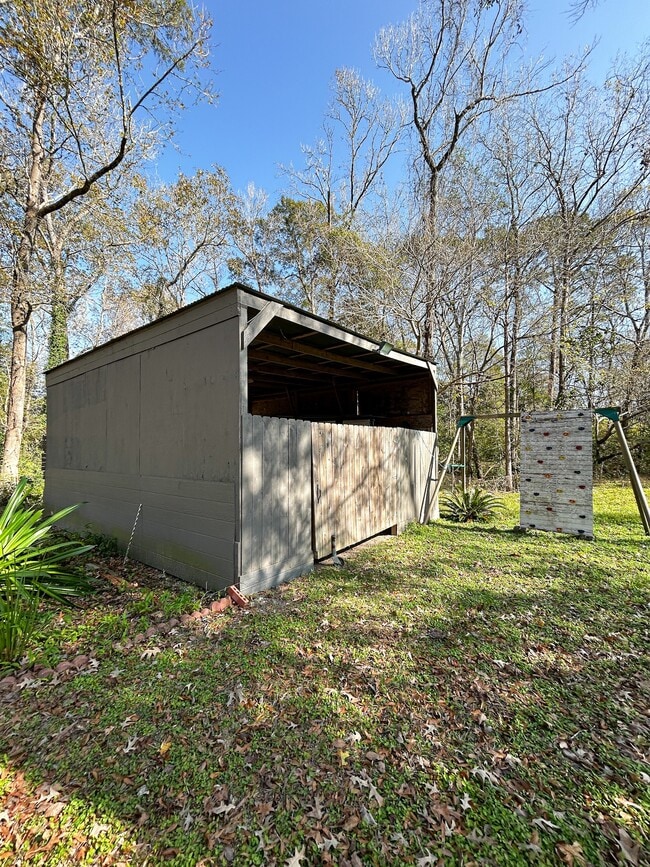Building Photo - 71 Co Rd 4282