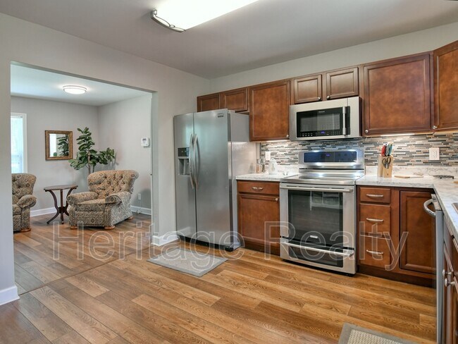 Building Photo - 4518 Holston Hills Rd