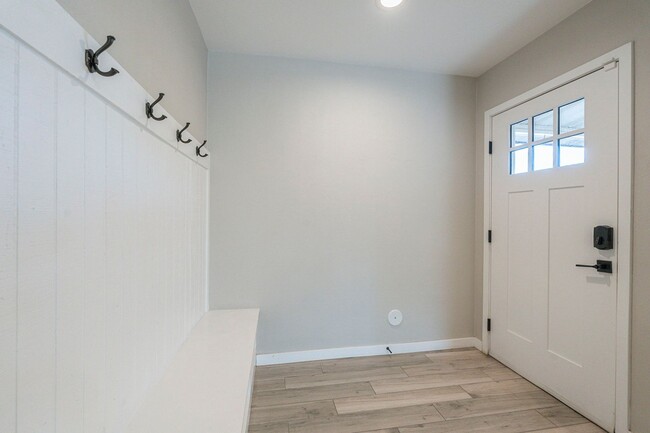 Building Photo - BEAUTIFUL SOUTH SCOTTSDALE - CORNER LOT & ...