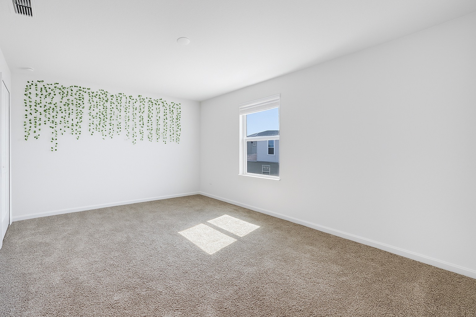 Upstairs Bedroom 2 - 884 Timberland Dr