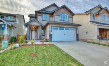 Building Photo - WELCOME HOME!!!! 5 Bedroom 2.5 Bath