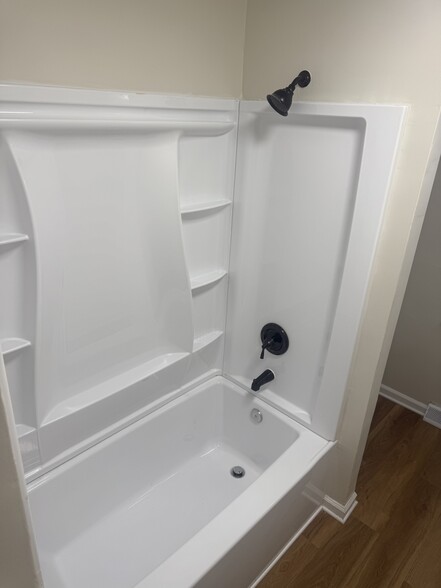 Building Photo - 2808 N Jefferson St