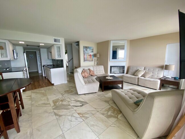 Building Photo - 4809 Florida A1A
