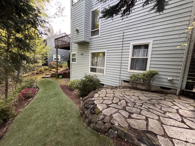 Building Photo - 243 S Palatine Hill Rd