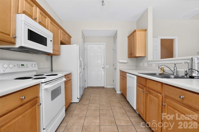 Building Photo - 8115 Kincaid Ct
