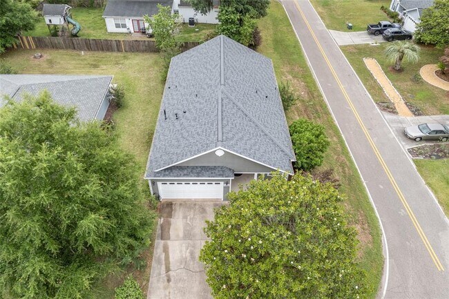 Building Photo - 7485 NW 121st Ave
