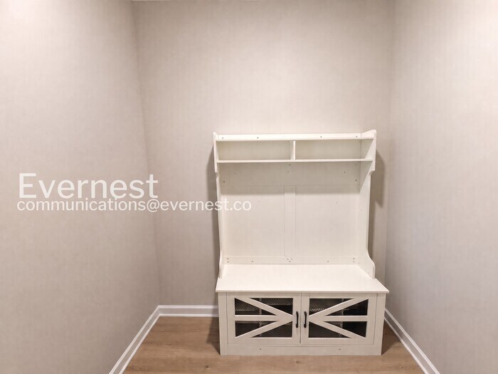 Building Photo - 1538 Persimmon Trce