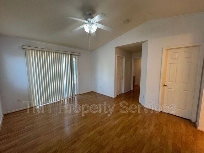 Building Photo - 9440 Stone Springs Dr