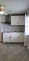 Building Photo - 5122 Lady Slipper Ave