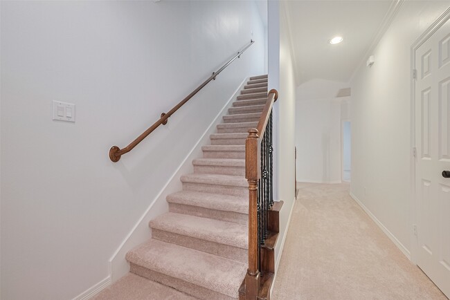 Building Photo - 1514 Olive Park