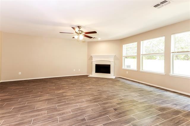 Building Photo - 6803 Clark Vista Dr