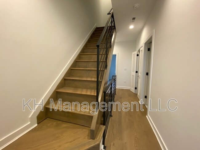 Building Photo - 3862 Olive St