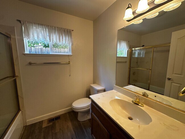 Building Photo - Single Family in Morgan Ranch