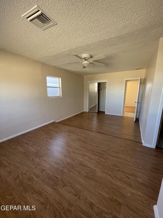 Building Photo - 4917 Ajax Ct