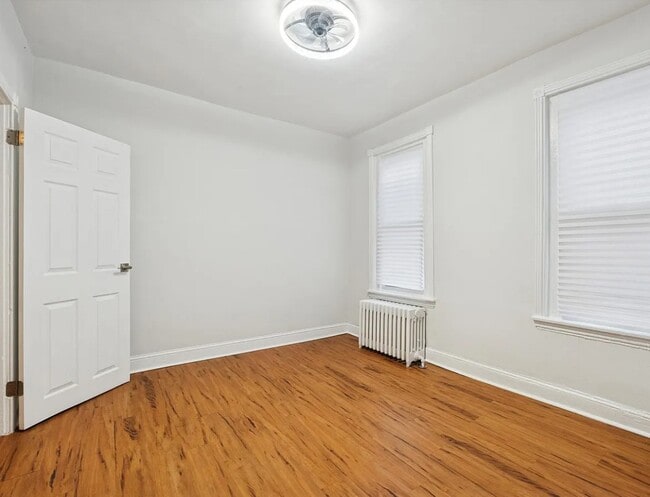 Building Photo - 2828 Winton St