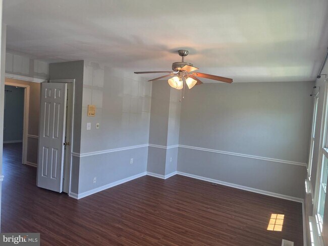Building Photo - 4686 Joanna Ct