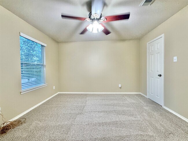 Building Photo - 1810 Katlyn Ln