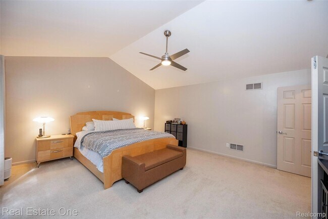 Building Photo - 3481 Castlewood Ct