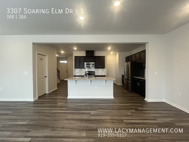 Building Photo - 3307 Soaring Elm Dr