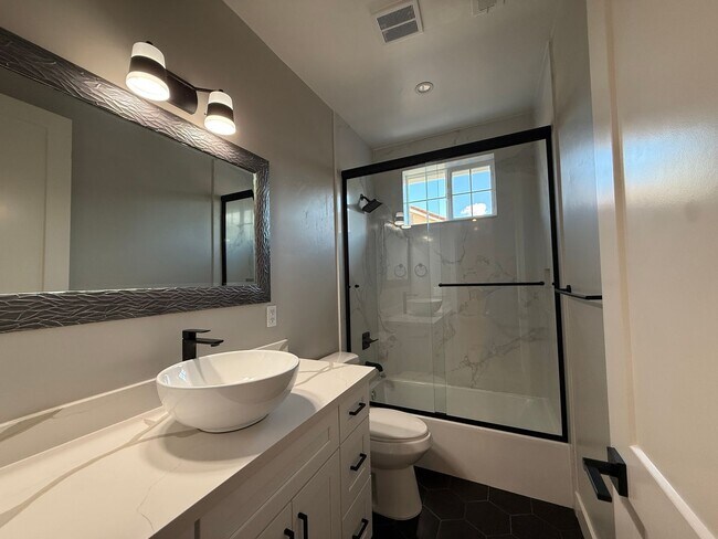 Building Photo - New Build in Established Neighborhood