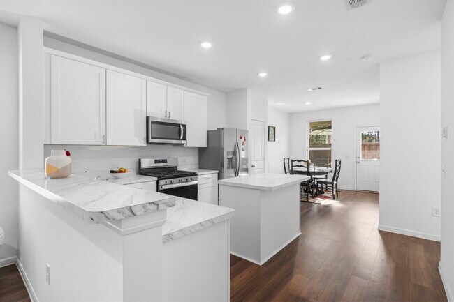 Building Photo - 14502 Rustic Birch Dr