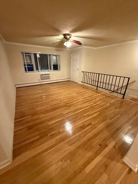 Primary Photo - 68 W End Ave