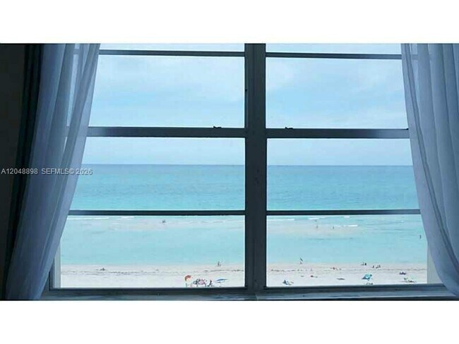 Building Photo - 2899 Collins Ave