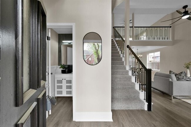 Building Photo - 14410 Cypress Falls Dr