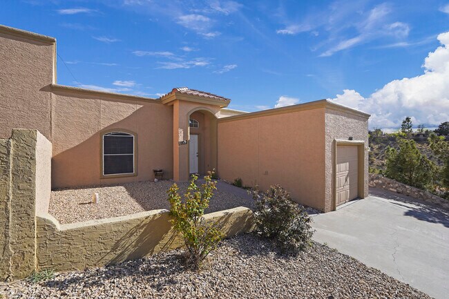 Primary Photo - 408 Irondale Dr