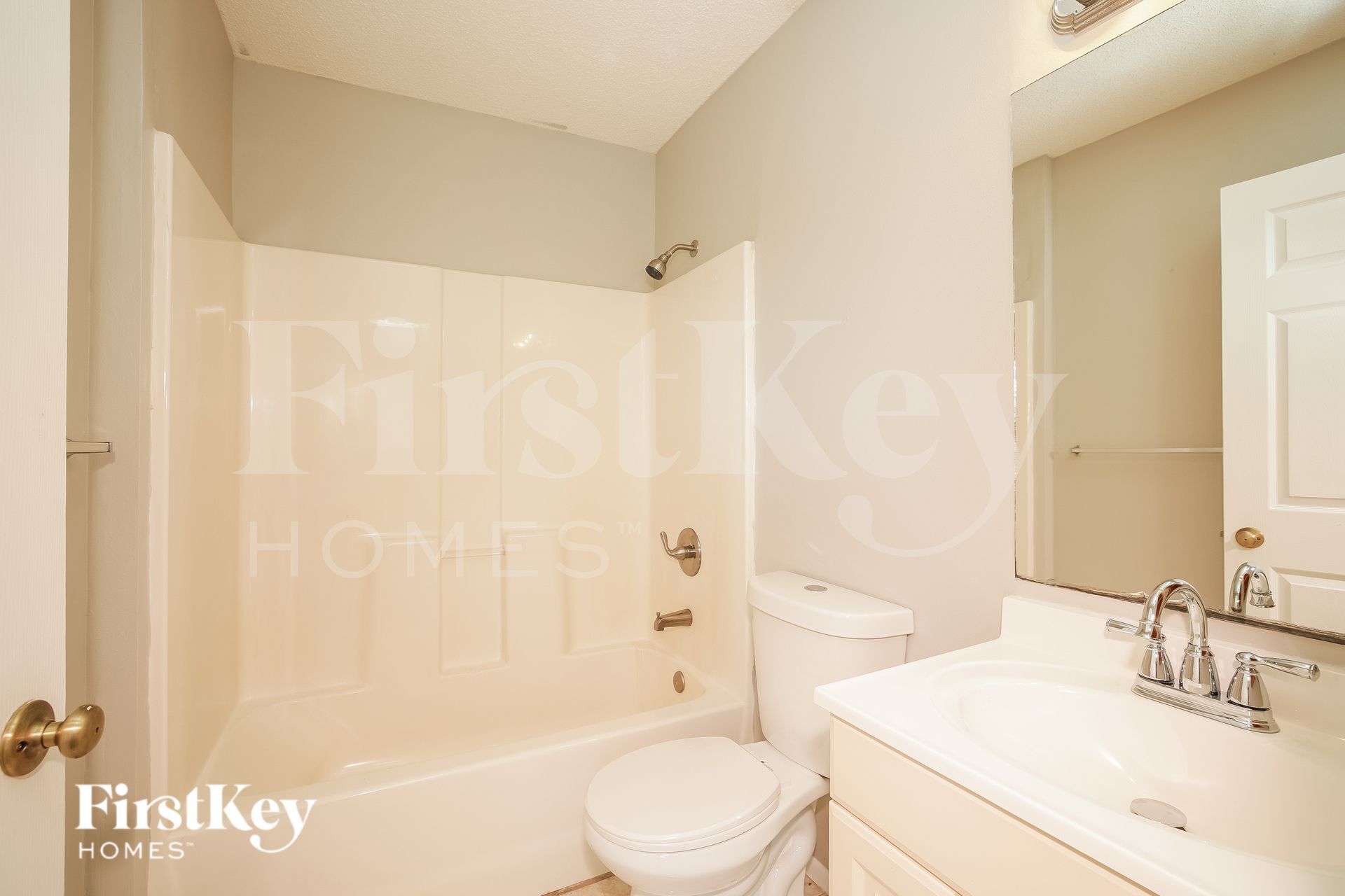 Building Photo - 17424 Kentucky Rd