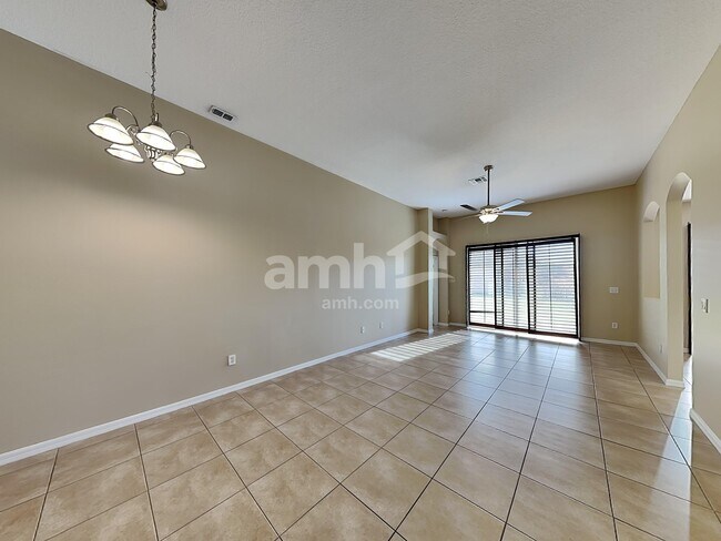 Building Photo - 9573 SW Flowermound Cir